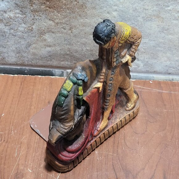 Vintage Matador Red Cape Bull Ceramic Figurine Bookend Single - Picture 8 of 10